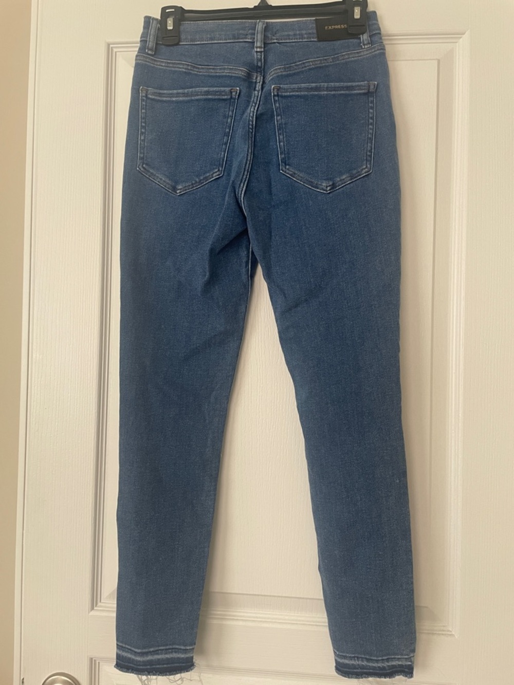 Express Women's Skinny Distressed Jeans - Medium Blue